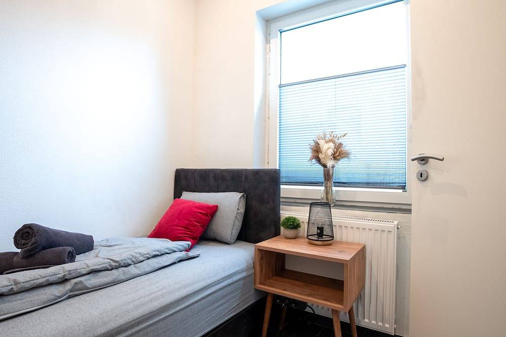 Ganze Wohnung, Serviceroom24 - Apartment 1 in Recklinghausen Hoch Wlan - Tv - 24-7 Check-in in Recklinghausen, Kreis Recklinghausen