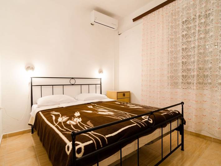 Ganze Wohnung, Guest House Kiko - Budget Double Room -  No.2 in Pomena, Mljet