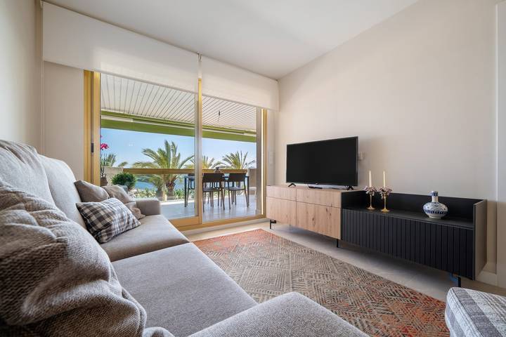 Ganze Wohnung, Ferienwohnung 'Pelicano' mit Meerblick, Wlan und Klimaanlage in Cambrils, Costa Dorada