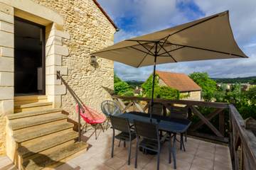 Cottage pour 3 personnes, avec jardin à Proissans