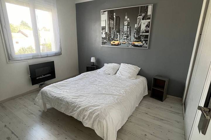 Location de vacances pour 11 personnes, avec terrasse et jardin à Saint-Bonnet-de-Mure - 3