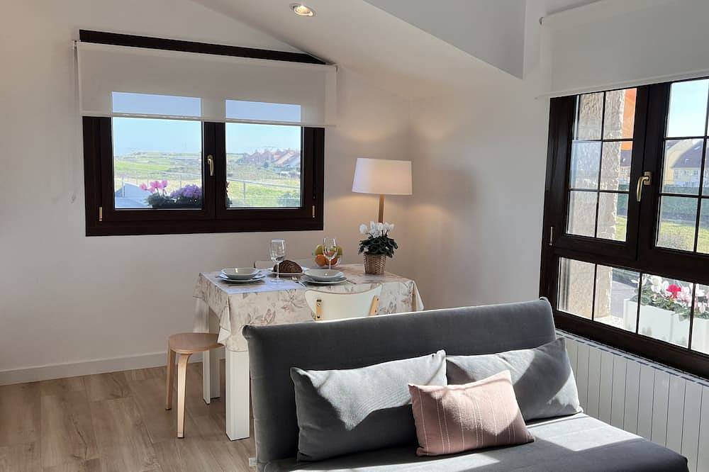 Ganze Wohnung, Apartment-Ensuite mit Dusche in Soto de la Marina, Santa Cruz de Bezana