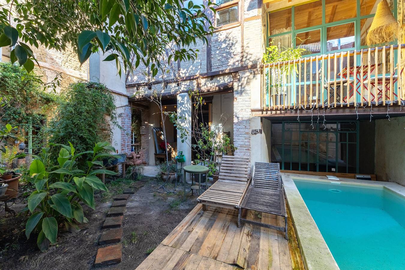 Casona Única en el Valle de Gredos - Piscina Privada y Patio Compartido en Candeleda in Candeleda, Valle del Tiétar