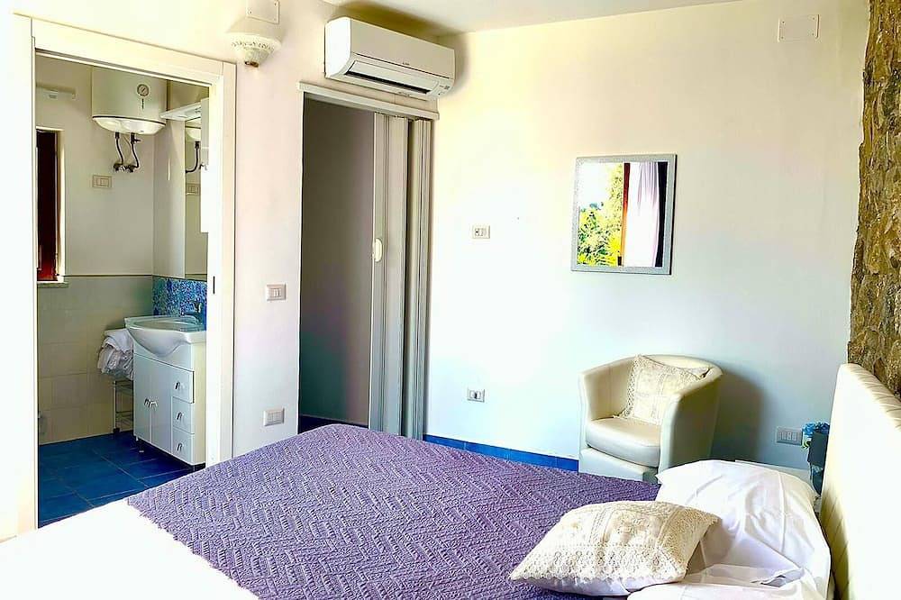 Schwimmbad-Villa, familienfreundlich, Meerblick in Marciano, Neapel Provinz