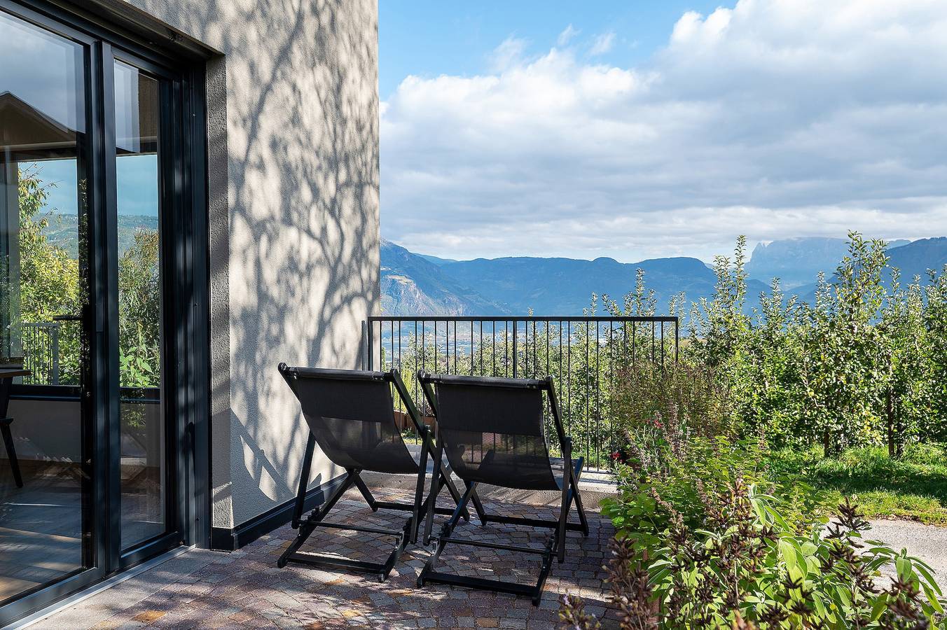 Ganze Wohnung, Ferienwohnung 'Obergfillhof' mit Bergblick, privater Terrasse und Balkon in Berg (Eppan), Eppan an der Weinstraße