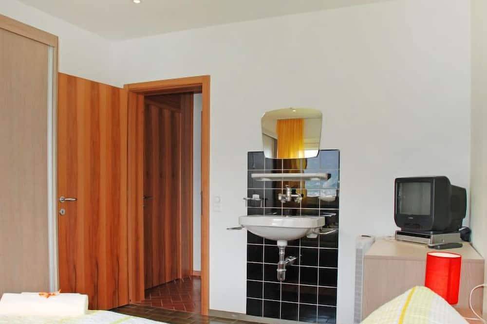 Ganze Wohnung, Casablanca Og in Gambarogno, Lago Maggiore (Schweiz)