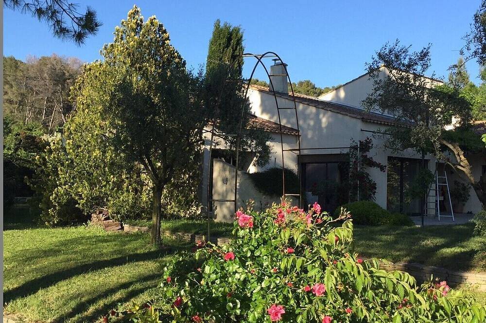 Villa With Pool Near Montpellier in Prades-le-Lez, Montpellier en omgeving