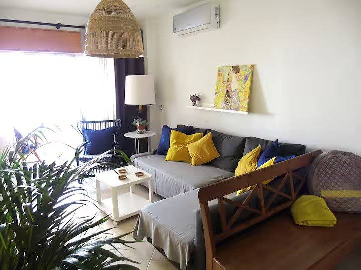 Apartamento vacacional entero, 2 bed - Sleeps 4 - Balcony - City Centre in Sé (Faro), Faro (Portugal)