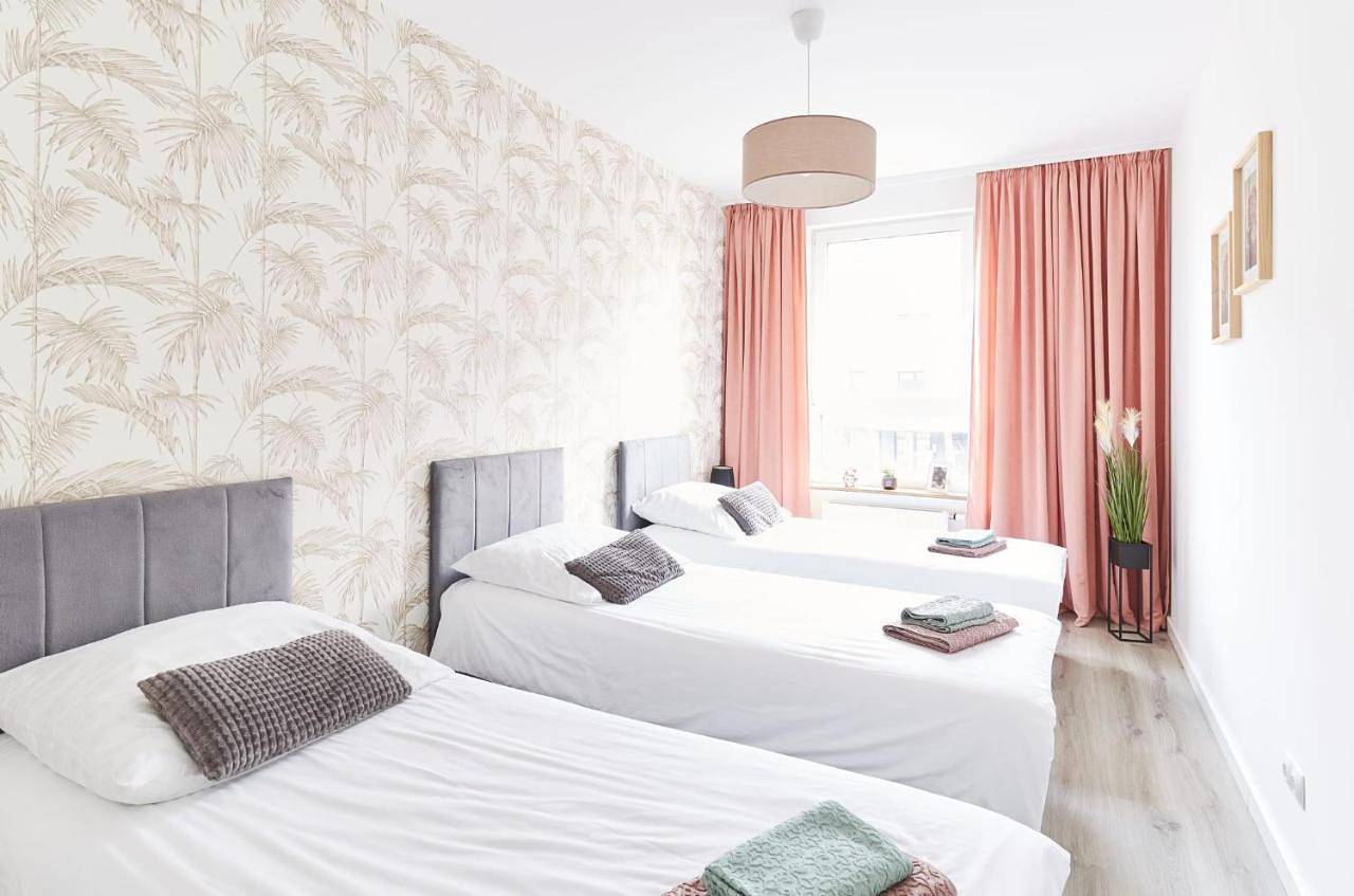 Cały apartament, Pileckiego Apartment Ii by Jumpinhere in Nowy Dwór Mazowiecki, Mazowsze