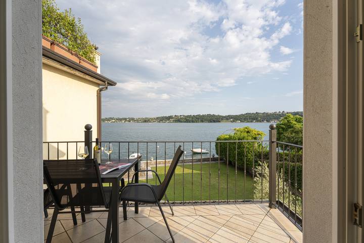 Ferienwohnung für 4 Personen, mit Seeblick und Garten sowie Balkon in der Lombardei - 3