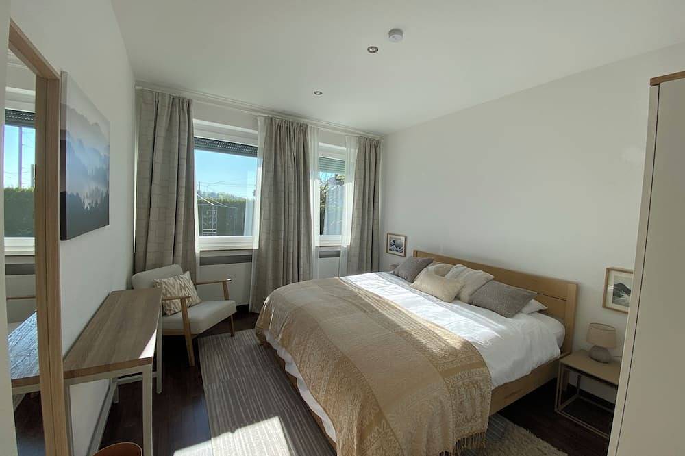 Ganze Wohnung, Cozy 1-bedroom apartment in Ulm that sleeps up to 4. Fast wifi and free parking. in Ulm, Schwaben