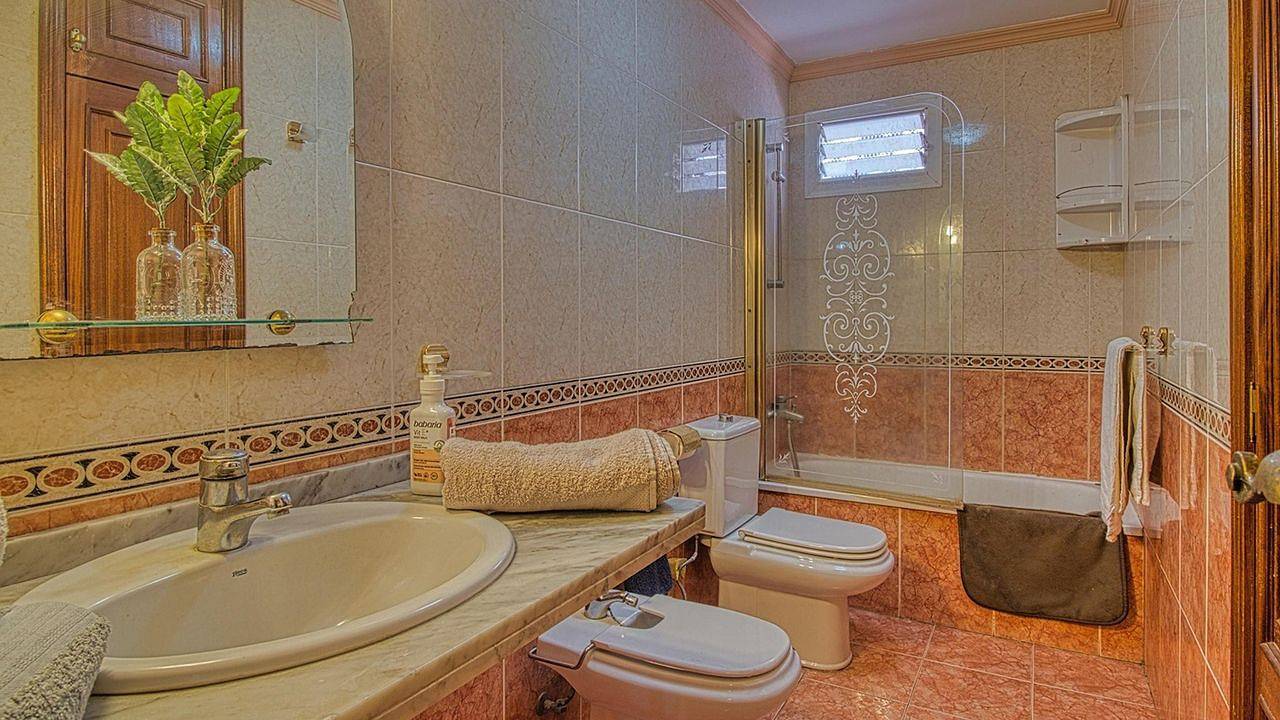 Ganze Ferienwohnung, Ferienwohnung für 5 Personen (120 m²) in Urbanización Rodazul in Radazul Bajo, El Rosario