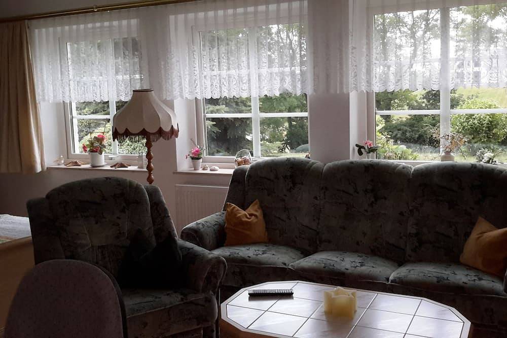 Ganze Wohnung, Komfortable Fewo an der Ostsee für 2 Pers. in 18209 Wittenbeck, Waldstr. 11 in Wittenbeck, Rostock und Umgebung