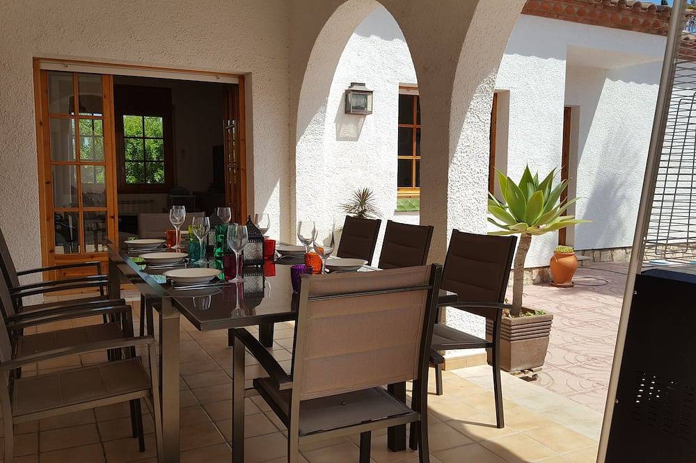 Prachtige Villa, Wifi, air-conditioning, privé zwembad, 8 personen in Les Tres Cales, Terres de l'Ebre
