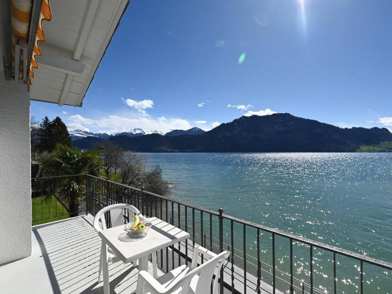 Entire apartment, Holiday apartment for 2 people in Weggis, Lake Lucerne