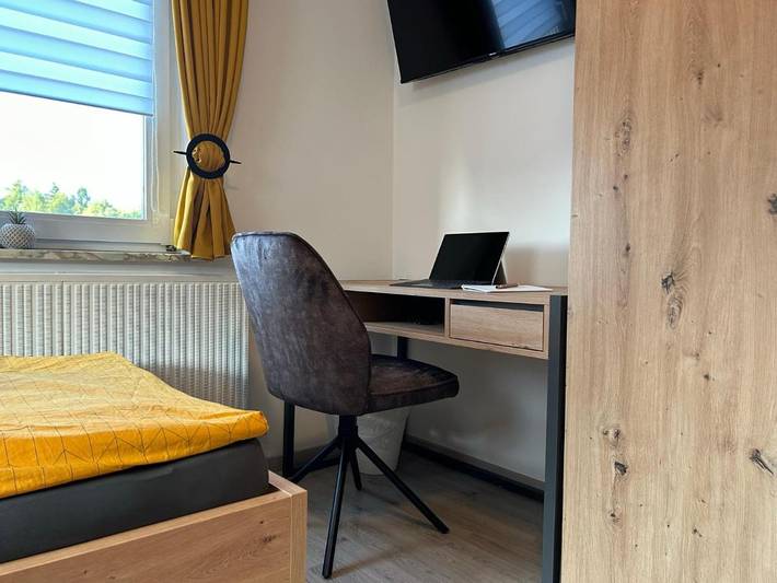 Ferienwohnung für 2 Personen, mit Terrasse und Garten sowie Ausblick in Pegnitz - 4