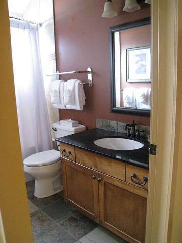 Cottage for 8 Guests in Central Okanagan, Picture 2