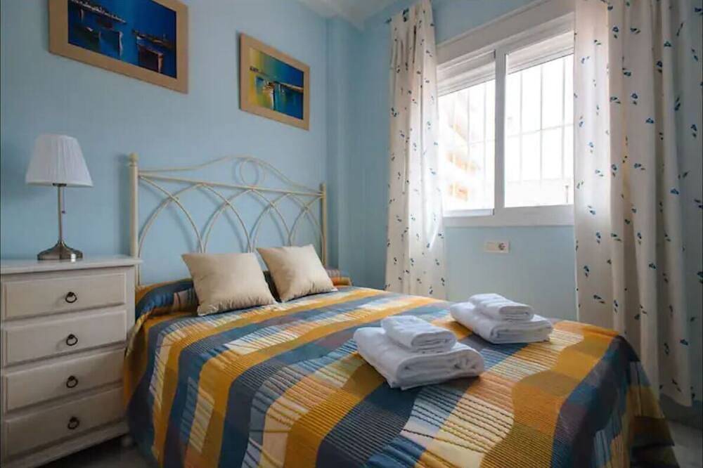 Apartamento entero, El Cantil (3 bedrooms+paddel+ 2 free parking) in Isla Cristina, Costa de la Luz