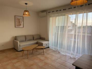 Gîte pour 4 personnes, avec terrasse et vue, animaux acceptés à Port-Saint-Louis-du-Rhône