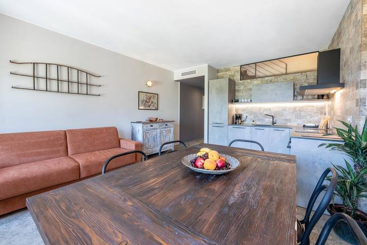 Ferienwohnung für 6 Personen, mit Balkon und Garten sowie Seeblick in Soiano del Lago, Gardasee-Berge