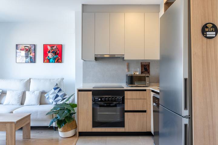 Apartamento entero, Apartamento 'Altet Bluescape' con balcón, wifi y aire acondicionado in El Altet, Elche