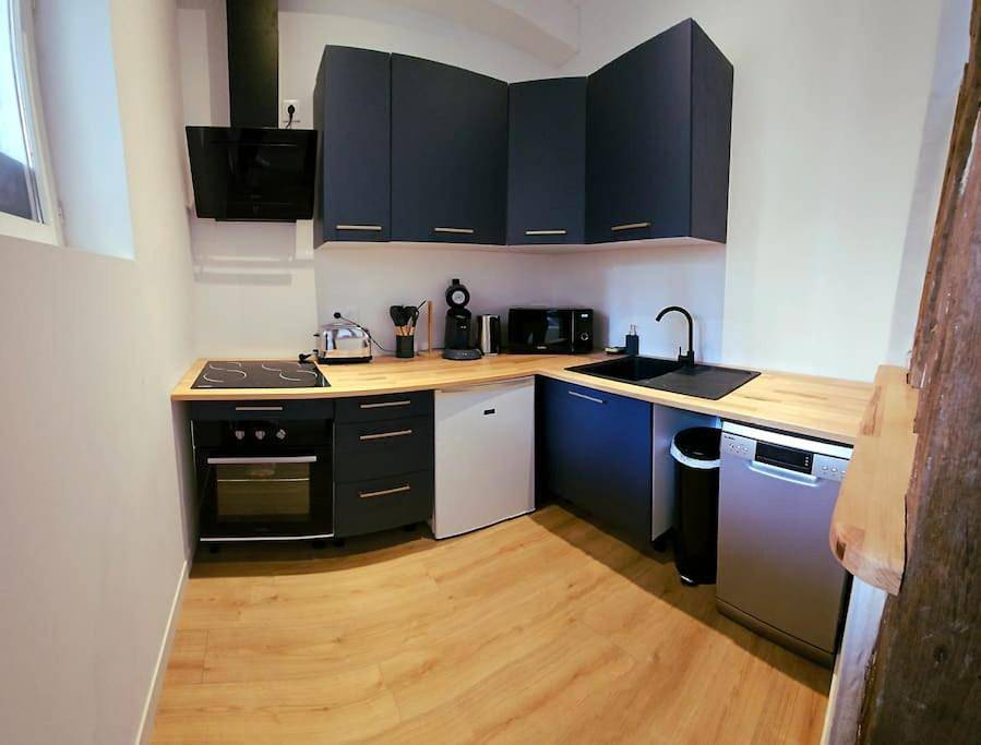 Appartement entier, One-Bedroom Apartment in Compiègne, Oise