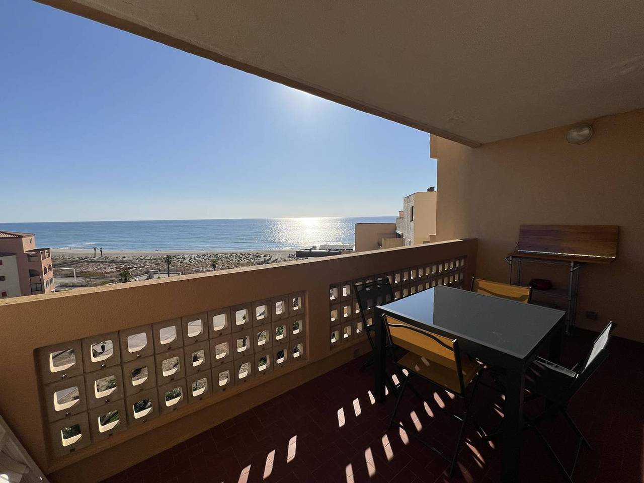 Appartement entier, Appartement T2 Climatisé avec Piscine, Terrasse et Accès Direct Plage, 4 Couchages – Le Barcarès in Le Barcarès, Côte d'Améthyste