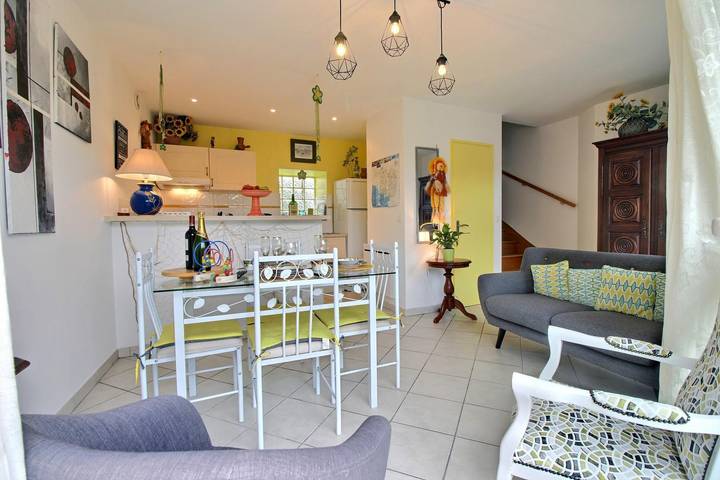 Gîte pour 3 personnes, avec terrasse, animaux acceptés à Plouhinec (Morbihan) - 4