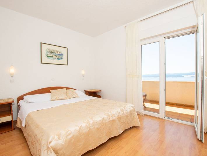 Ferienwohnung für 4 Personen, mit Pool und Terrasse in Split-Dalmatien - 3