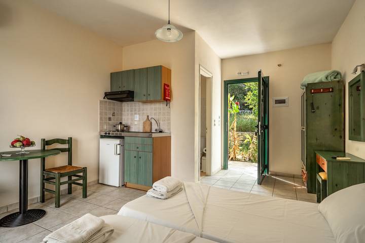 Hel studio-lejlighed, Studio Apartment "Anemona studio 7" with Shared Pool & Wi-Fi in Markopoulo (Kefalonia), Pastra