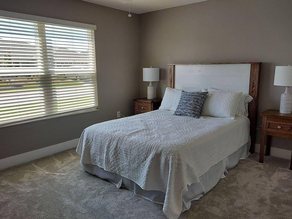 Nice 3 Bedroom, 2 Bath Home, Sleeps 6 w/golf cart in Sumter County