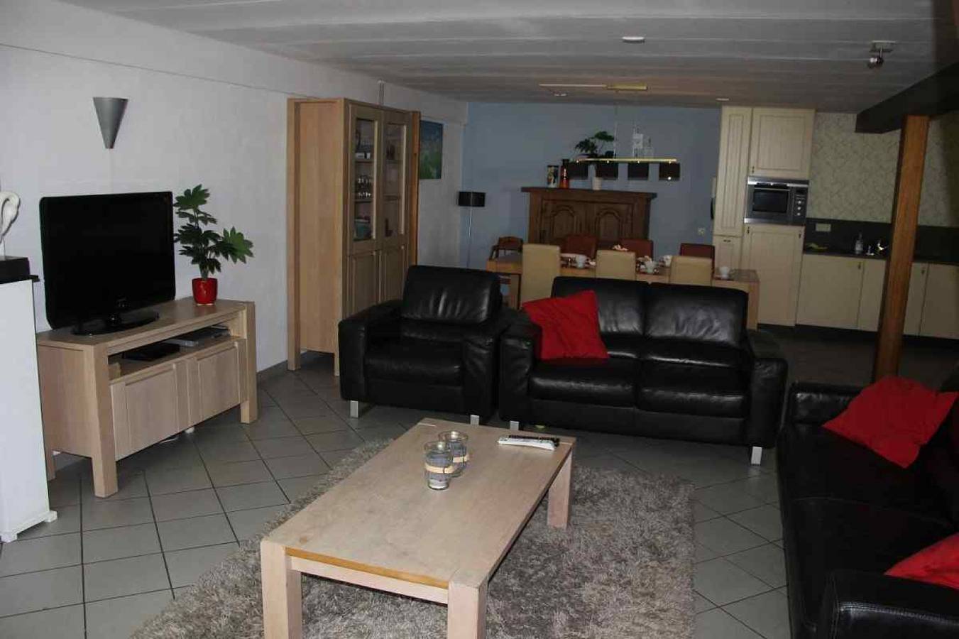 Beautifully situated 14 person group accommodation in South Limburg in Limburg (Netherlands)