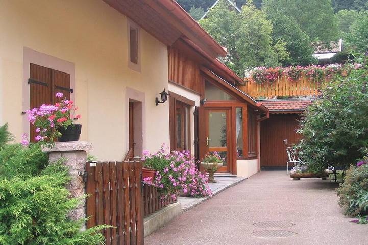 Appartement de vacances pour 5 personnes, avec jardin