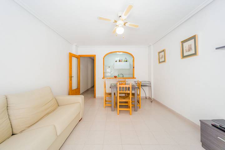 Ferienwohnung für 4 Personen, mit Balkon in Torrevieja - 3