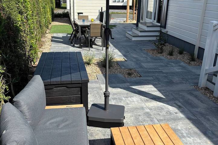 Ferienanlage für 6 Personen, mit Garten und Pool sowie Sauna in Renesse