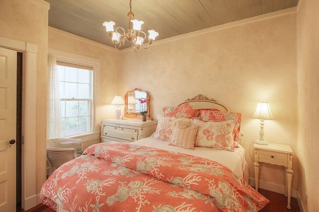 Capitola 'Rose Cottage' im Herzen von Capitola Dorf in Capitola, Santa Cruz County