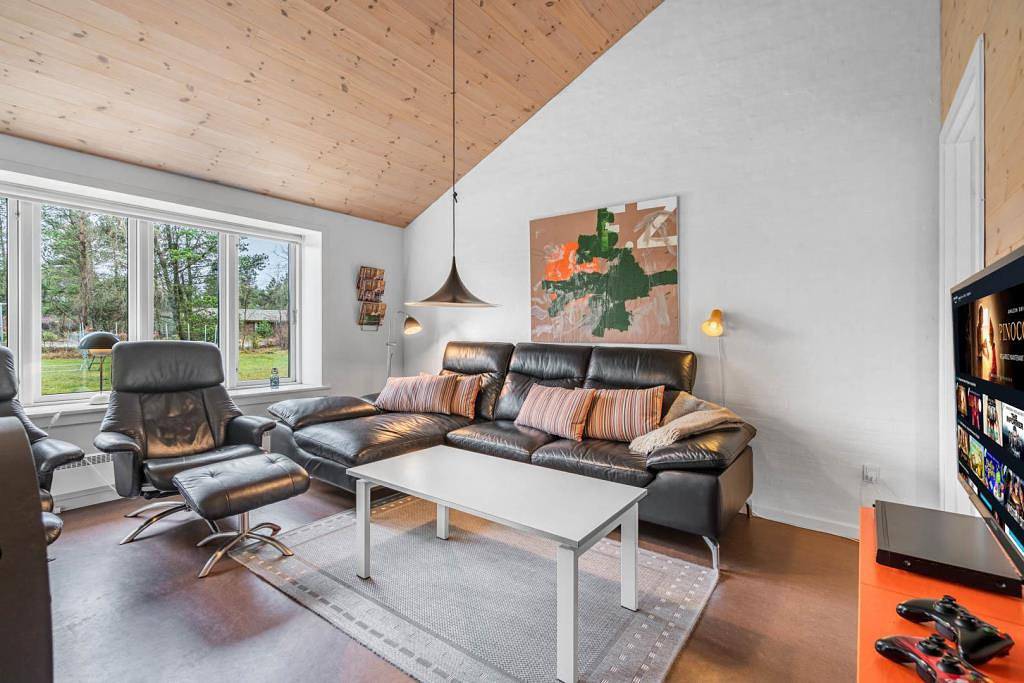 Schönes Ferienhaus, in dem der Rahmen für einen schönen Urlaub geschaffen wird in Henne, Filsø See