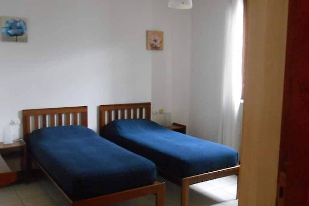 Ganze Wohnung, Ferienwohnungen Sabrina Girardi in Limone sul Garda (Fewo Nr.2) in Limone sul Garda, Gardasee-Berge