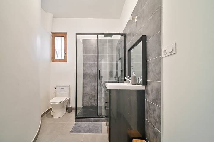 Gîte pour 4 personnes dans Arenes De Nimes - 4