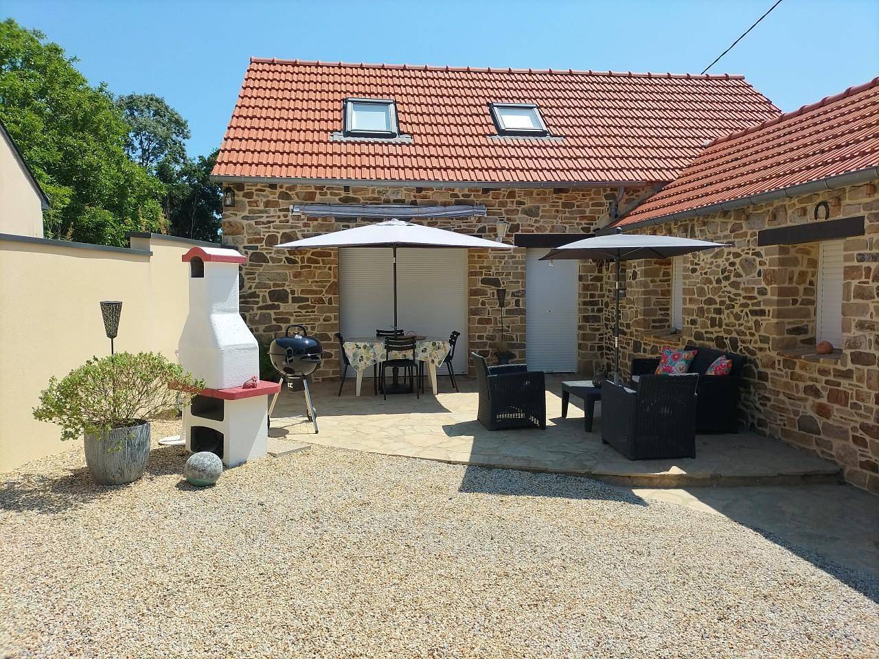 Ti Kernevez in Pludual, Côte de Goëlo