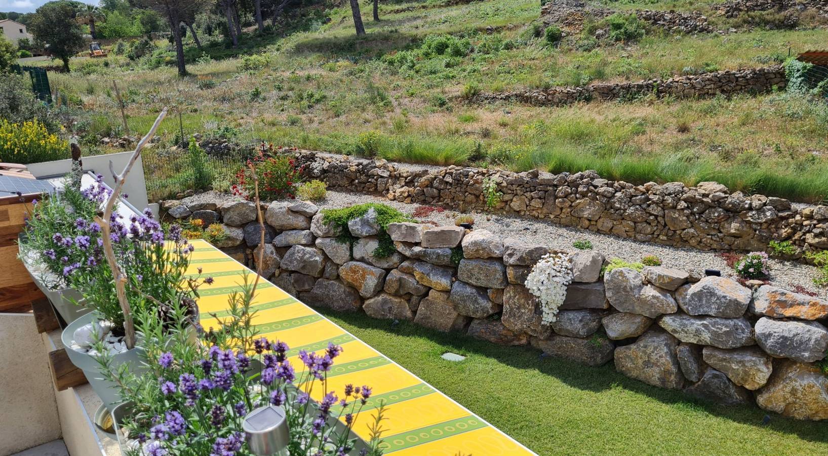 Chambres d'hôtes B&B La Bergeronnette, piscine chauffée - Chambre Côté Garrigue in Bizanet, Région de Narbonne