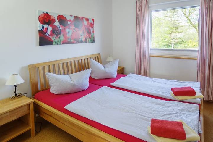 Ferienhaus für 6 Personen, mit Whirlpool und Sauna sowie Garten in Stuer - 2