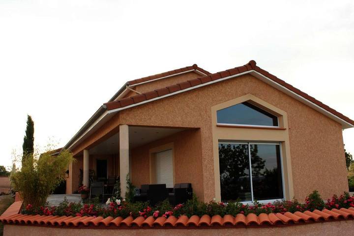 Location de vacances pour 2 personnes, avec terrasse et jardin à Saint-Germain-Laval - 2