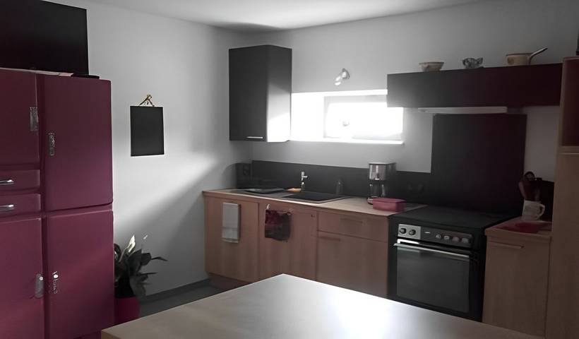 Gîte pour 6 personnes, avec jardin, animaux acceptés dans Rhône - 4