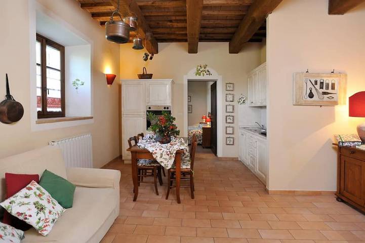 Gîte pour 5 personnes, avec sauna ainsi que piscine et jardin à Corciano - 2