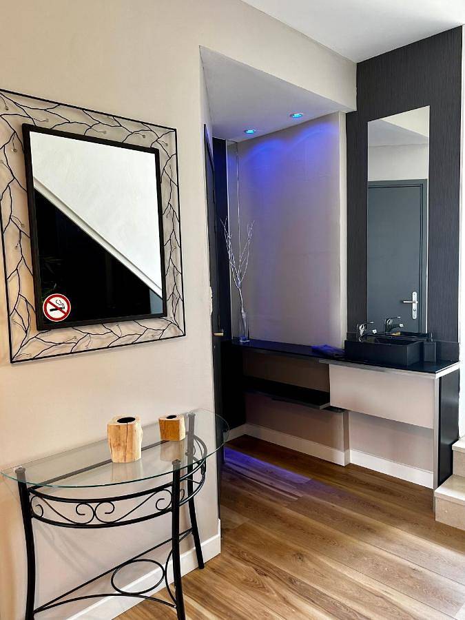 Location de vacances pour 14 personnes, avec jacuzzi et balcon ainsi que jardin et piscine à Arques - 3