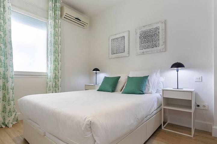 Ganze Wohnung, Universidad Iv apartment  in  Madrid in Tetuán, Madrid