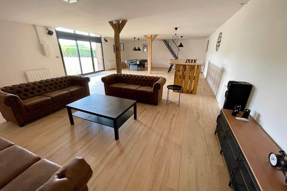 Villa Cocorico (45) 30 pers-piscine-1h30 Paris in Saint-Hilaire-les-Andrésis, Région de Montargis