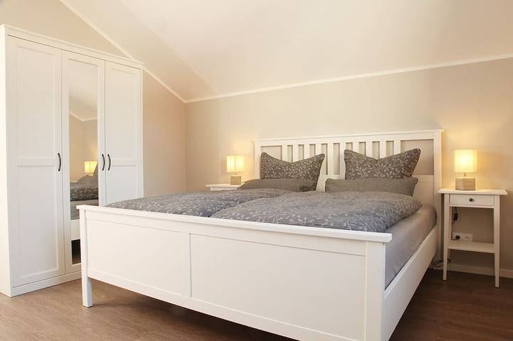 Villa für 17 Personen, mit Balkon und Garten sowie Sauna in Niedersachsen - 2