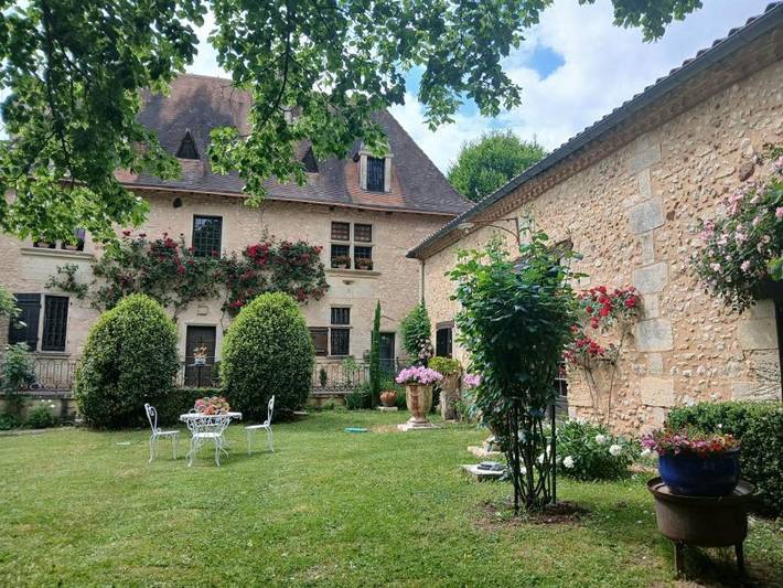 Location de vacances pour 5 personnes, avec vue et jardin à Champcevinel - 2